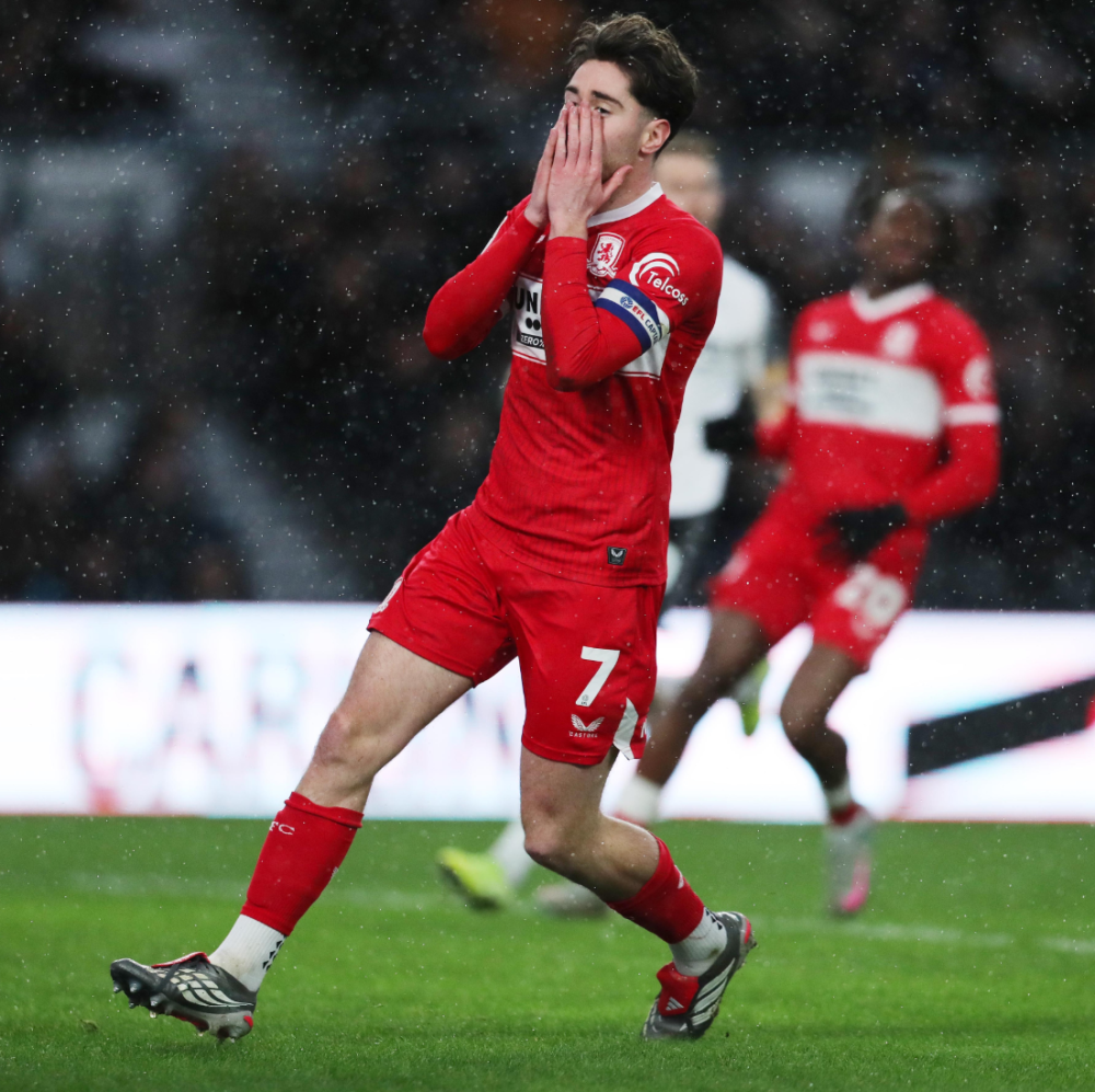 大发快三-富勒姆门将神扑救主，帮助球队保持领先